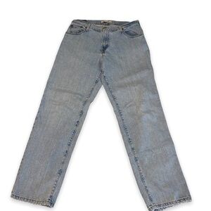 Levi’s 550 Relaxed Tapered Fit Jeans, light wash, Size 12